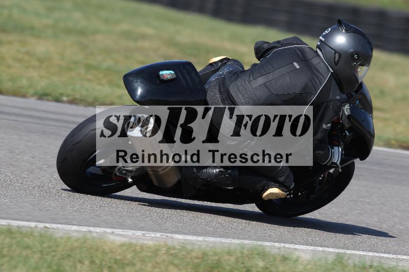 Archiv-2022/05 04.04.2022 Plüss Moto Sport ADR/Einsteiger/35
